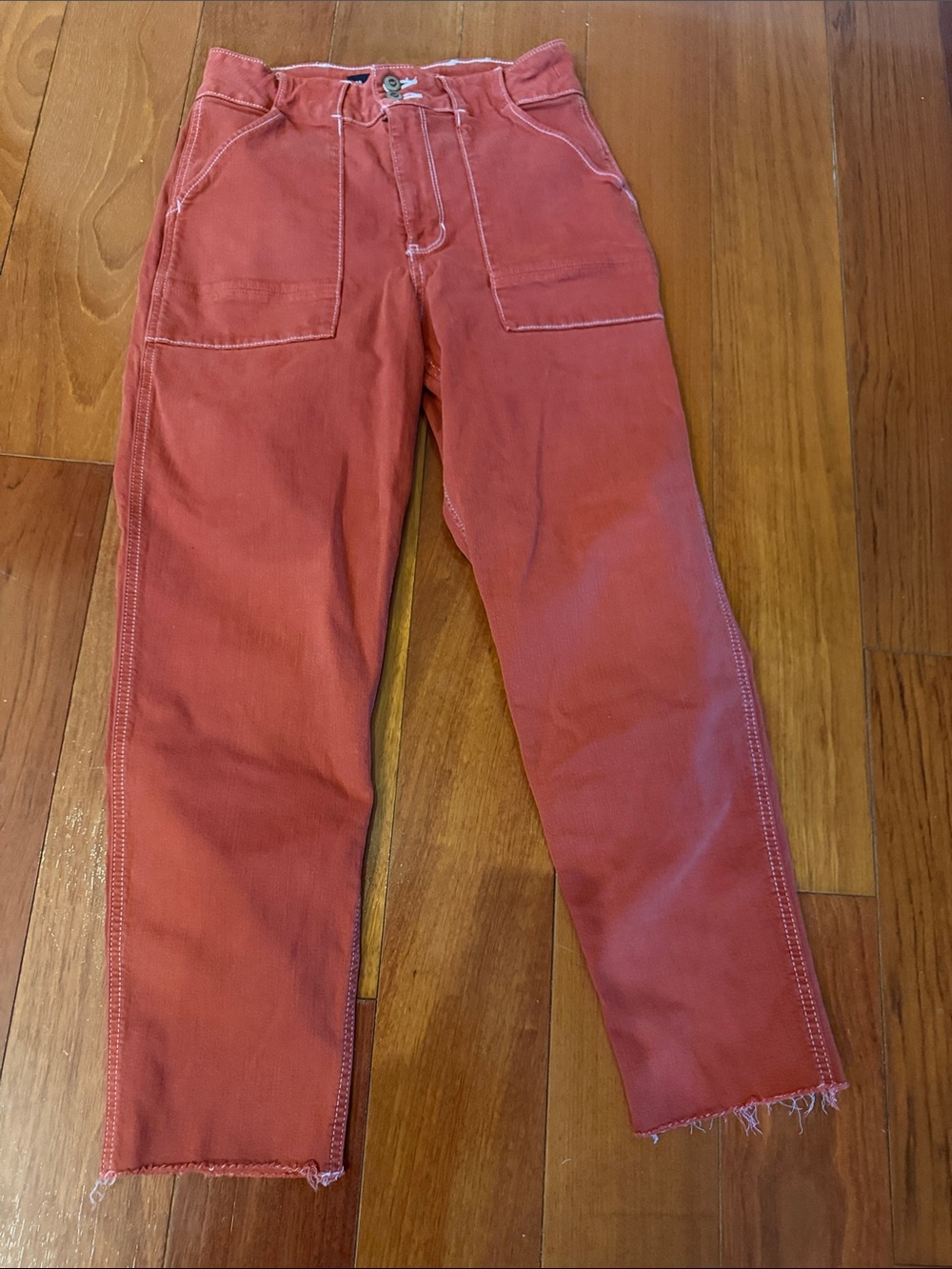 Hollister Ultra High Rise Mom Jeans Brick Orange Frayed raw edge Sz 9 R 29x27